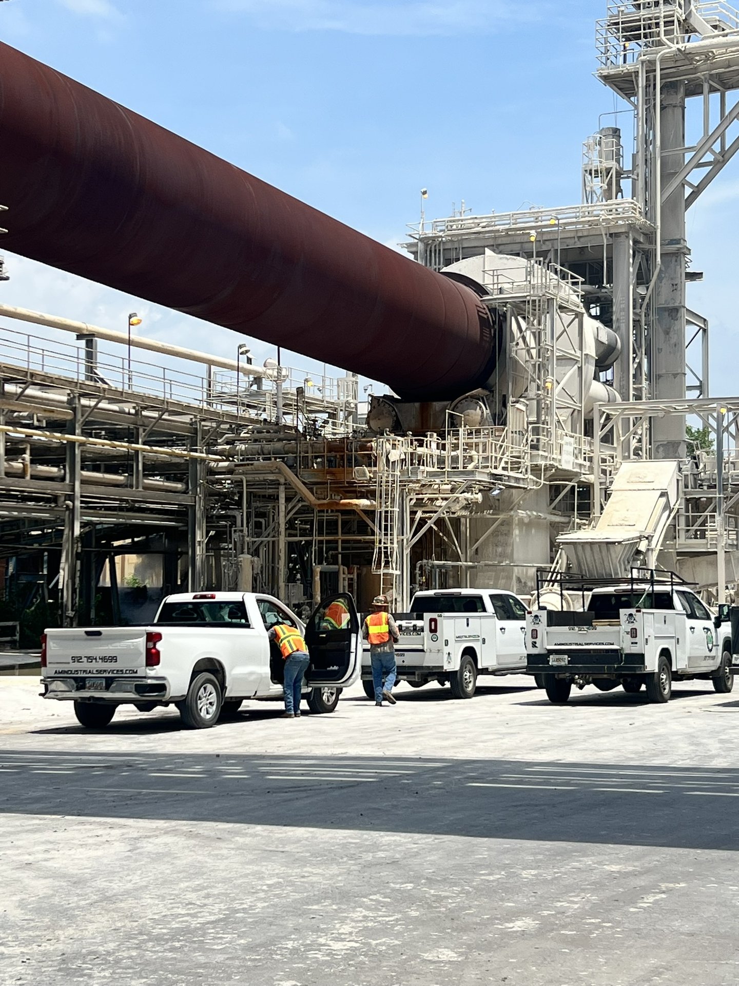 Pulp and paper mill outage maintenance