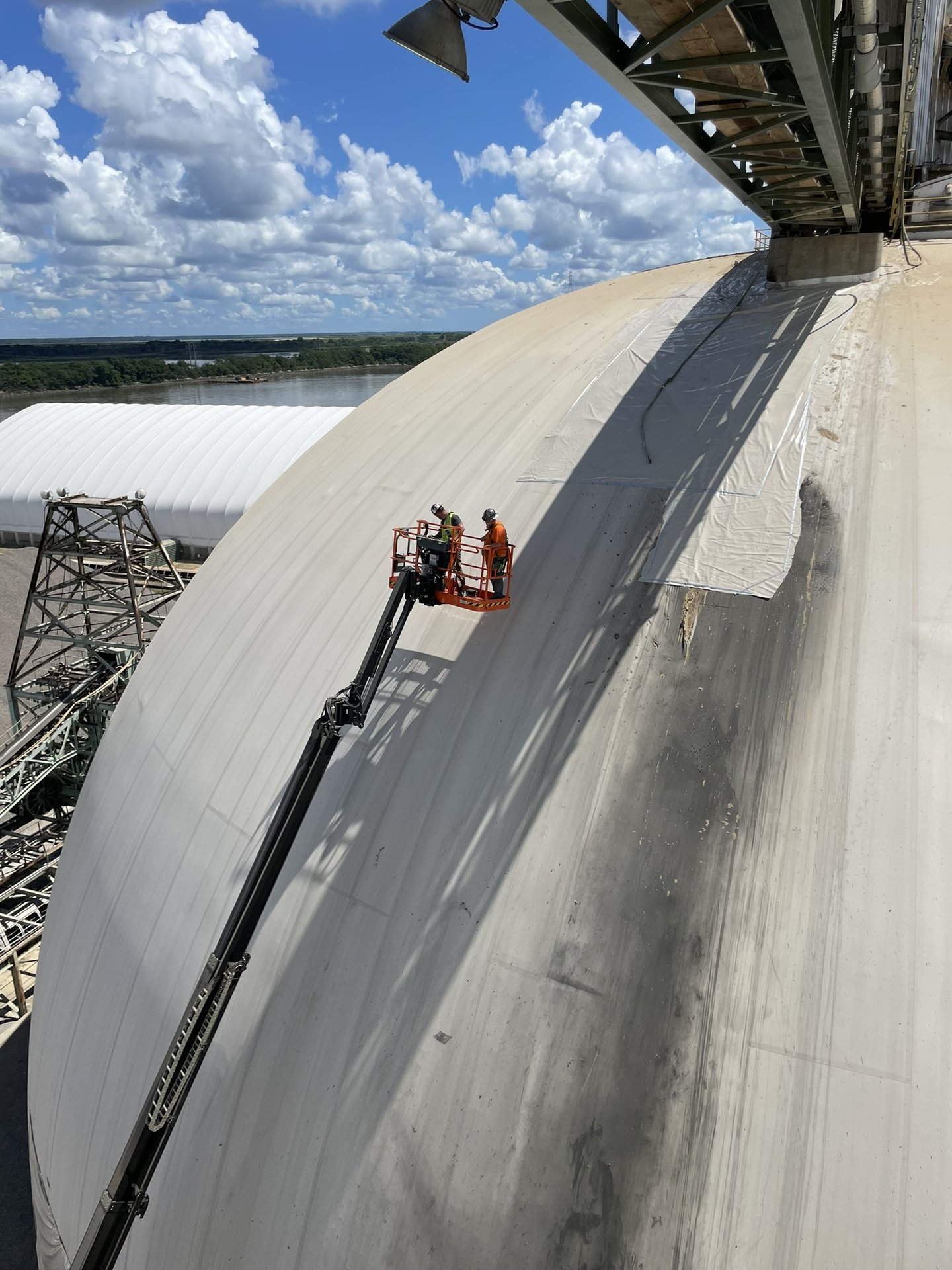 Dome silo surface repair